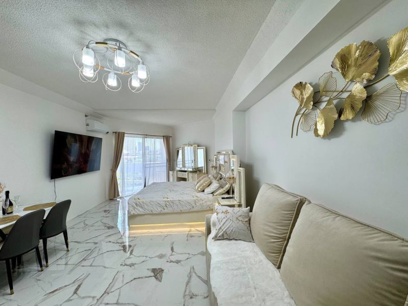 Studio Apartment in Paradise