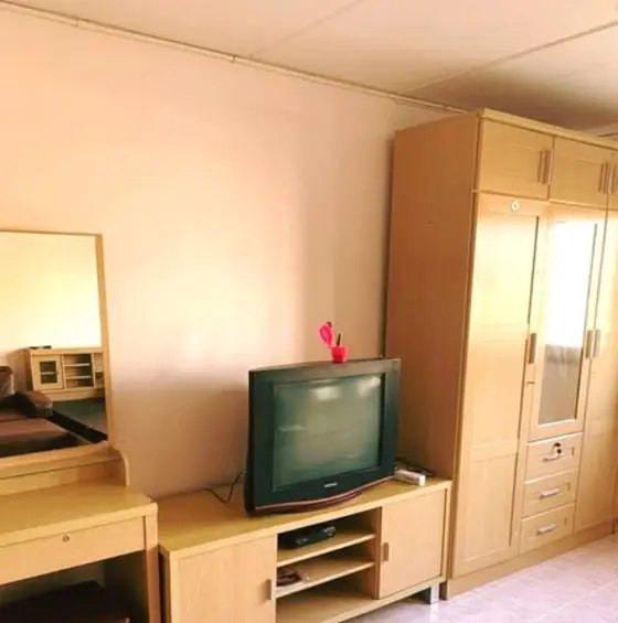 Condominium in Popular Condominium