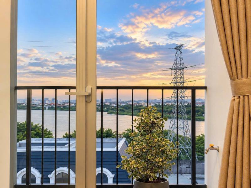 Studio apartment on Hoang The Thien street