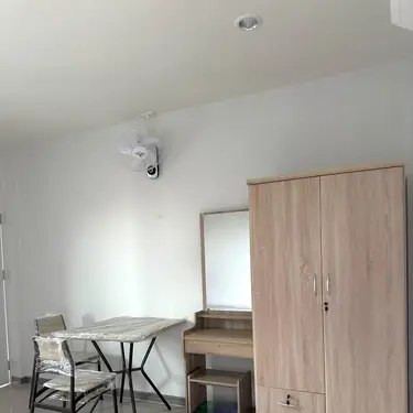 Room in Thong Charoen Place