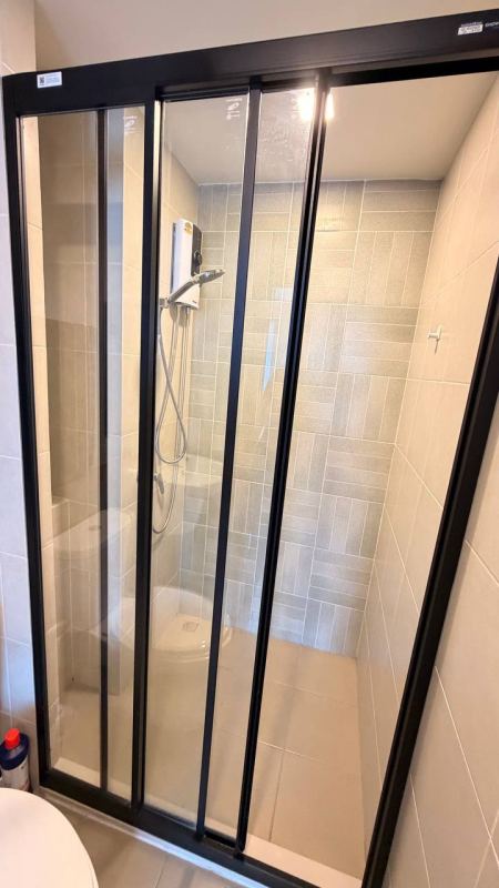 2 Bedroom Apartment with Balcony, Pool and Gym in Kathu