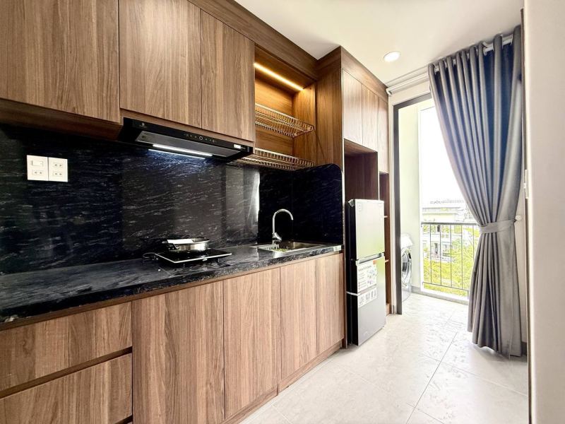 2 Bedroom Apartment with Park View in Fyok Long