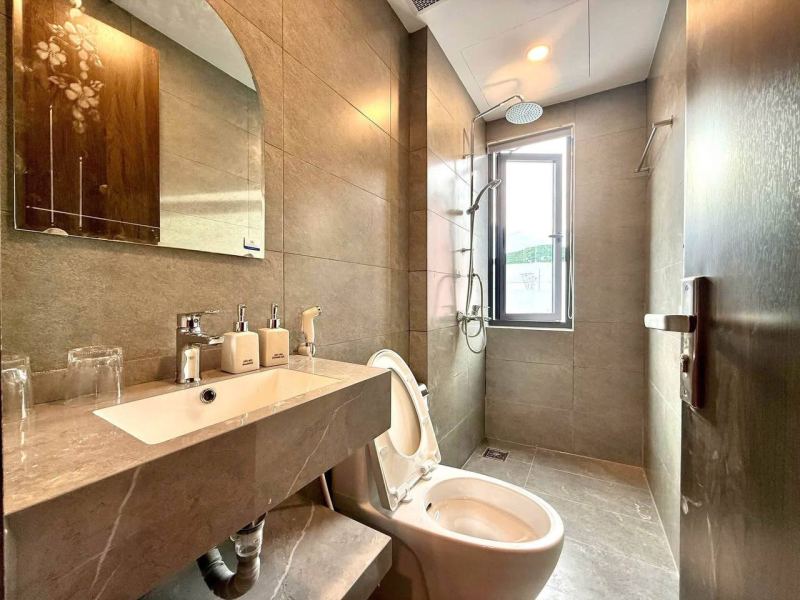 Luxury 1 Bedroom Penthouse Apartment North of the Beach