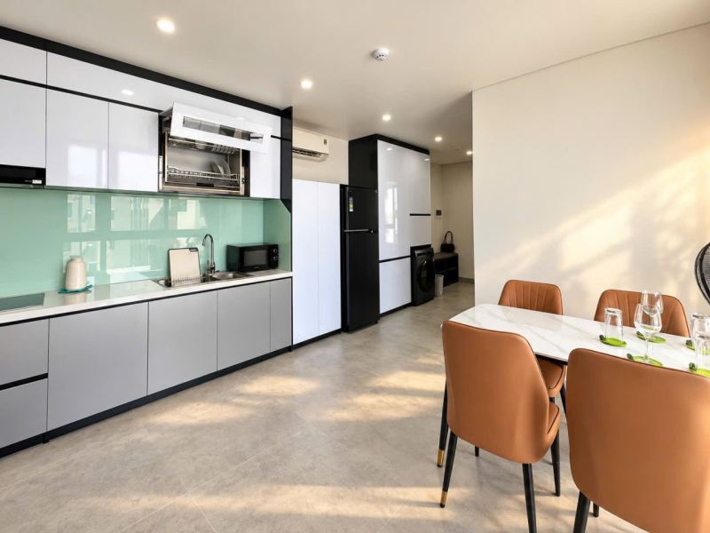 2‑Bedroom Apartment on Phan Tu Street