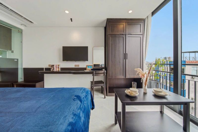 Studio Apartment on Le Van Quy Street