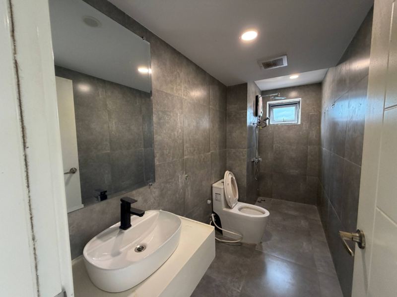 2 Bedroom Apartment in UK 28Mithona