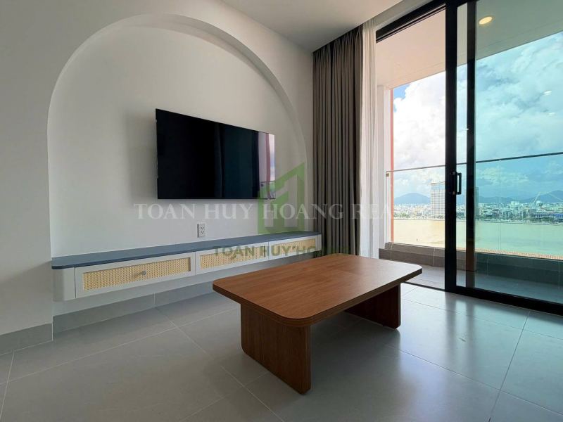 3-bedroom apartment with Han River view