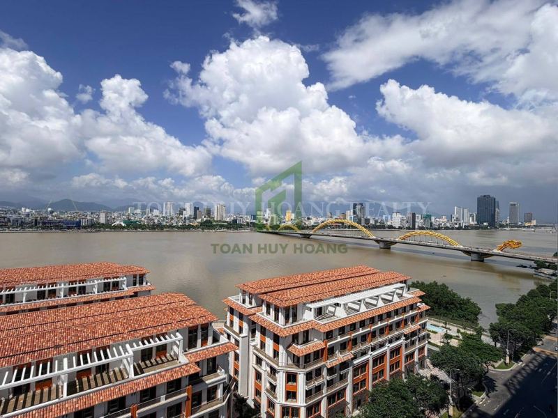 3-bedroom apartment with Han River view