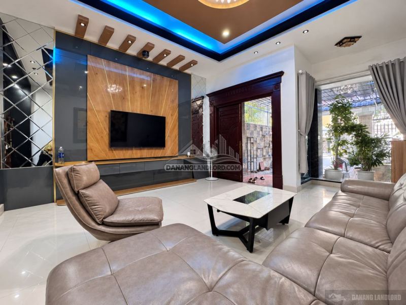 3 Bedroom Modern House in Ngu Hanh Son