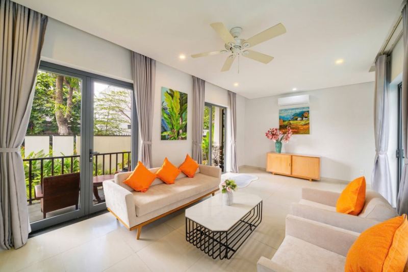 5BR Villa with Private Pool and Garden