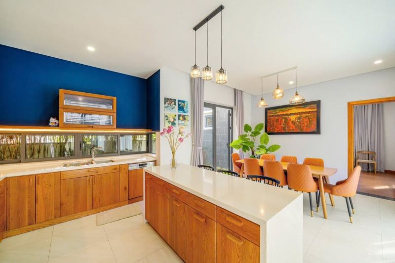 5BR Villa with Private Pool and Garden