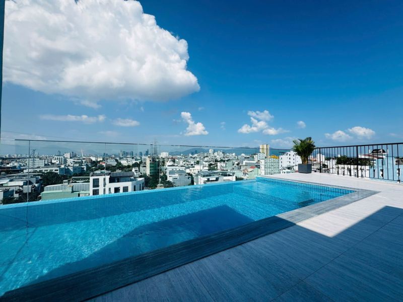 1-Bedroom Apartment with Swimming Pool on Nguyen Huu Hao Street