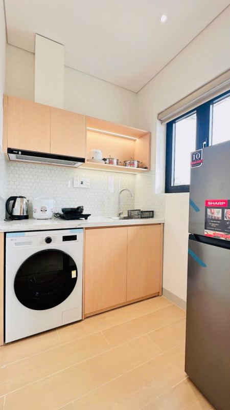 1-Bedroom Apartment with Swimming Pool on Nguyen Huu Hao Street