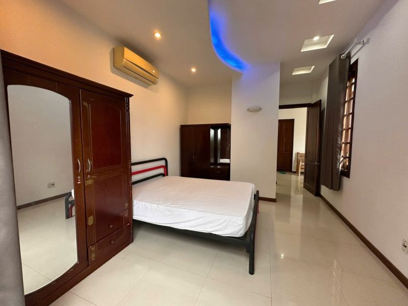 3-Bedroom Villa with Garden in Vinh Thanh