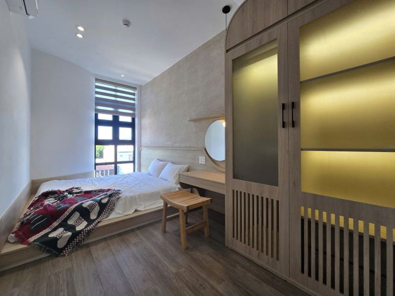 2 Bedroom Apartment on Nguyen Xi Street
