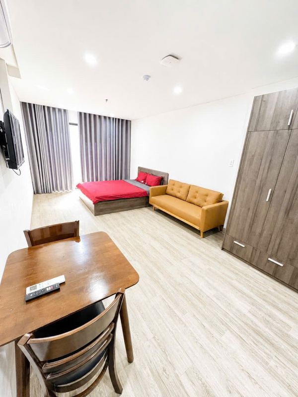 Studio with Large Back Yard in An Hai