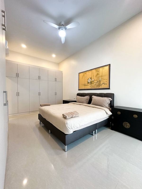 3-Bedroom Villa with Swimming Pool