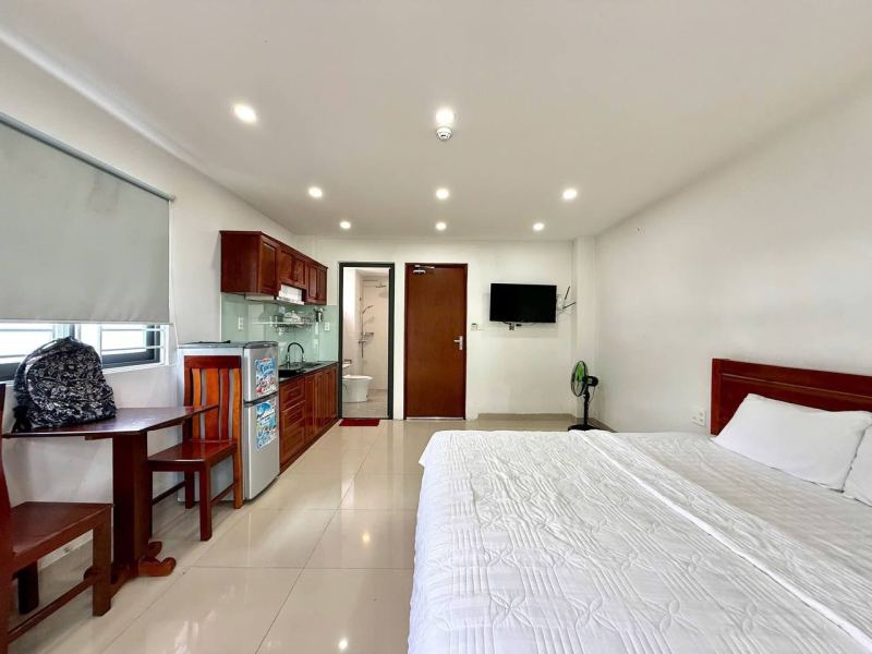 Apartment with Large Balcony
