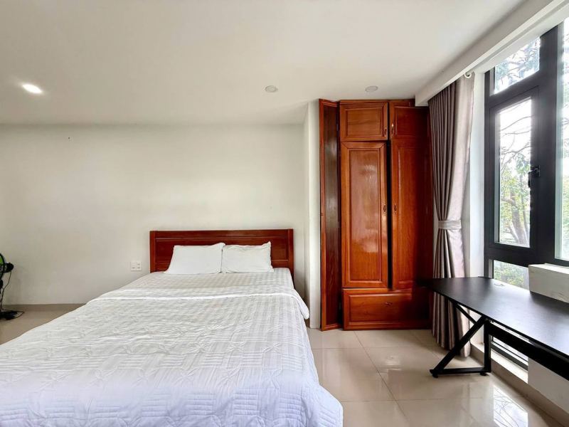 Apartment with Large Balcony
