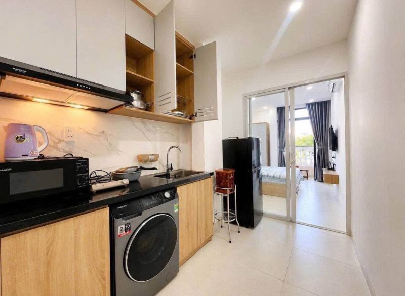 1 Bedroom Apartment with Balcony in Fyok Hai