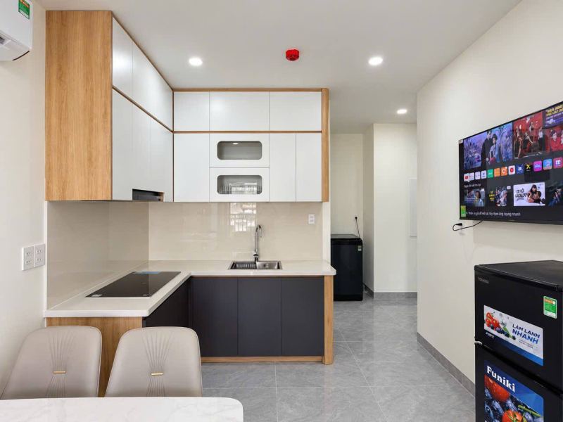 Fully Furnished Apartment in Hon Chong