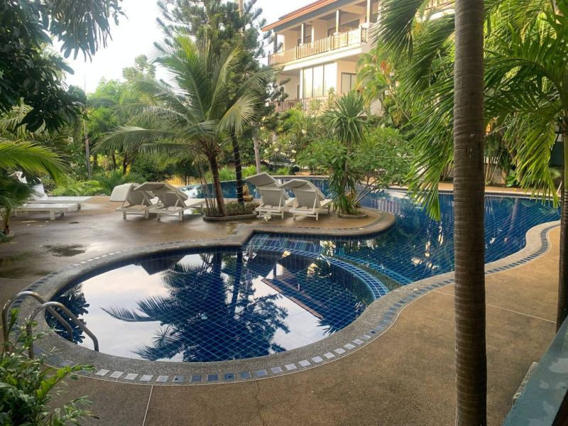 2 Bedroom Resort Apartment with Pool View