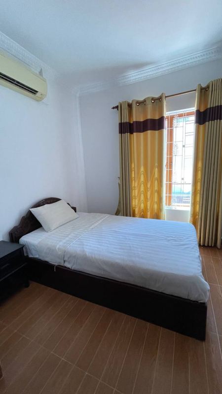 3-Bedroom Apartment near Independence Monument