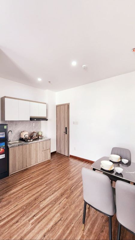 Studio apartment on Le Van Quy street