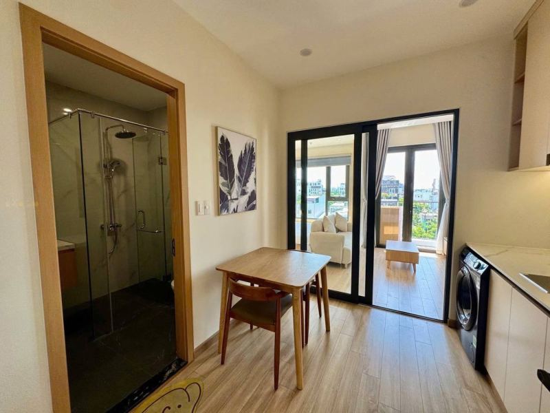 Brand New 1BR Apartment in My An on Chuong Duong Street
