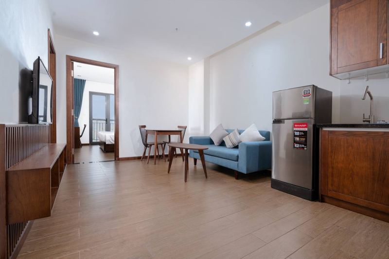 2BR Penthouse Apartment on Pham Van Dong