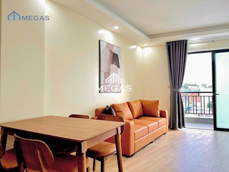 2 Bedroom Apartment on Cao Van Be