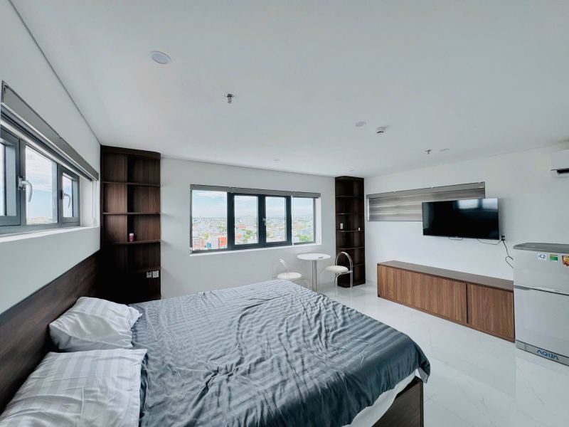 Studio Apartment on Nguyen Than Hien Street