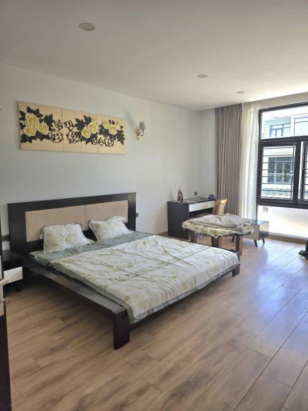 5-bedroom house in Thanh Khe
