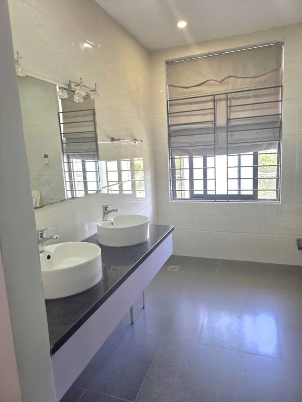 5-bedroom house in Thanh Khe
