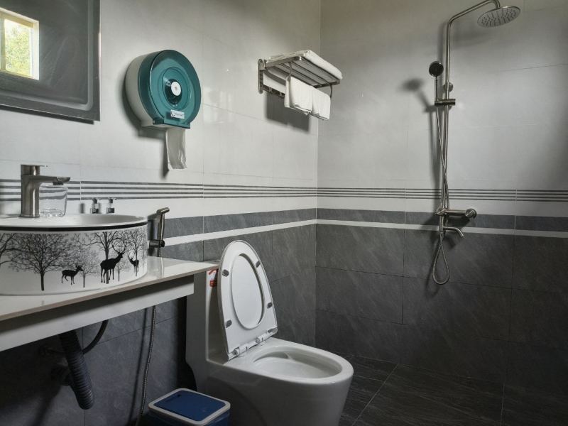 Apartment Rooms in Ong Lang Complex