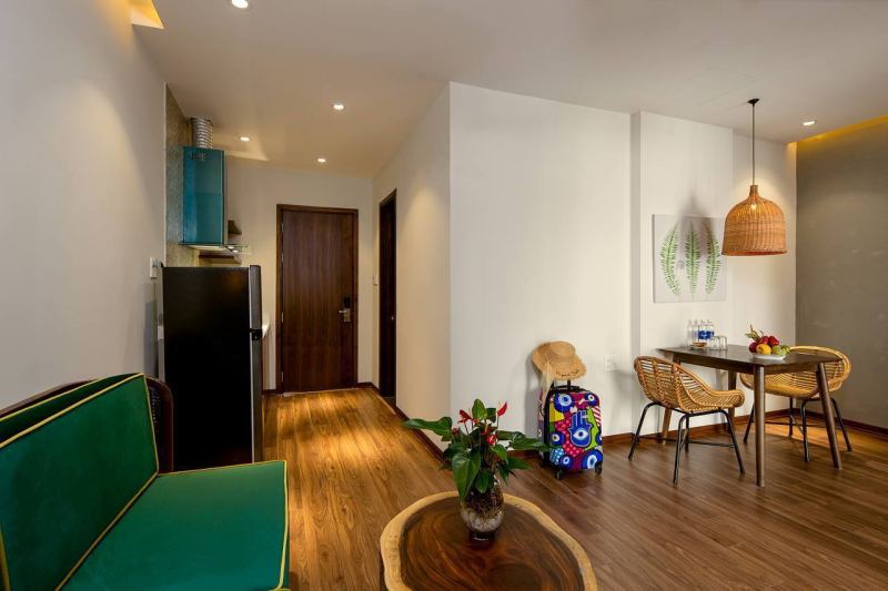 Beautiful 2BR Apartment on Duong Dinh Nghe Street