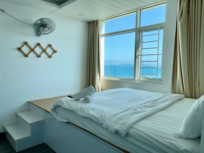 Corner 2‑Bedroom Apartment in Muong Thanh 04