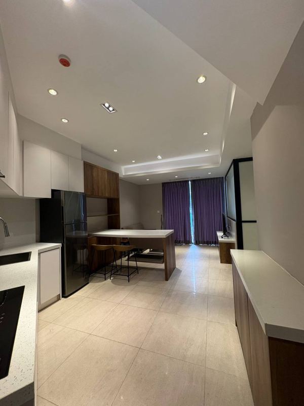2 Bedroom Apartment in Times Square 3