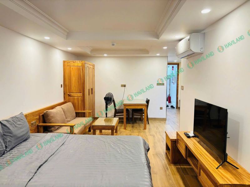Studio apartment on Nguyen Huy Chuong street