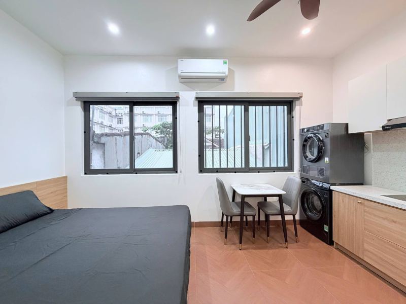 Studio apartment on Ton That Thiep street