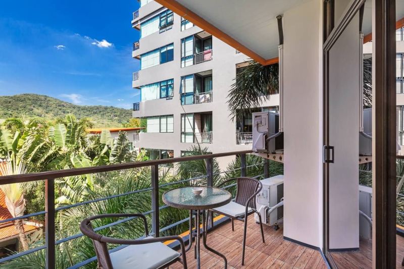 2 Bedroom Apartment near Nai Harn Beach