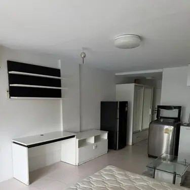 Fully Furnished Condo Near MRT Lat Phrao