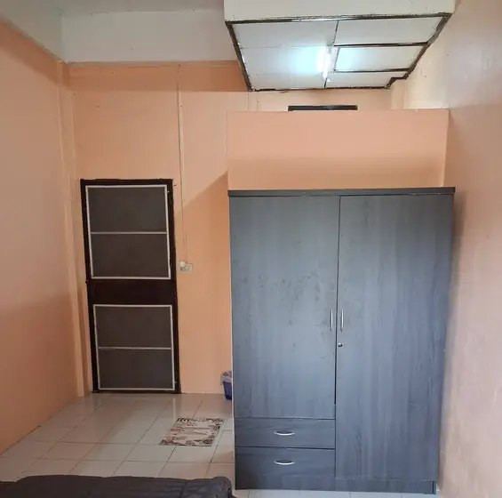 Daily Rental Air‑Conditioned Room