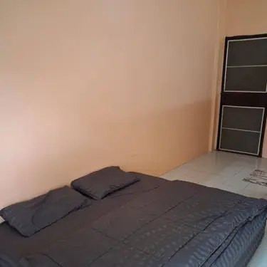 Daily Rental Air‑Conditioned Room
