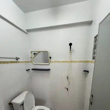 Large Room with Motorcycle Parking in Pawinee Mansion