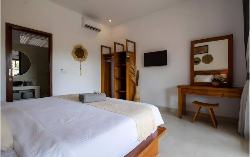 2 Bedroom Villa with Private Pool and Garden