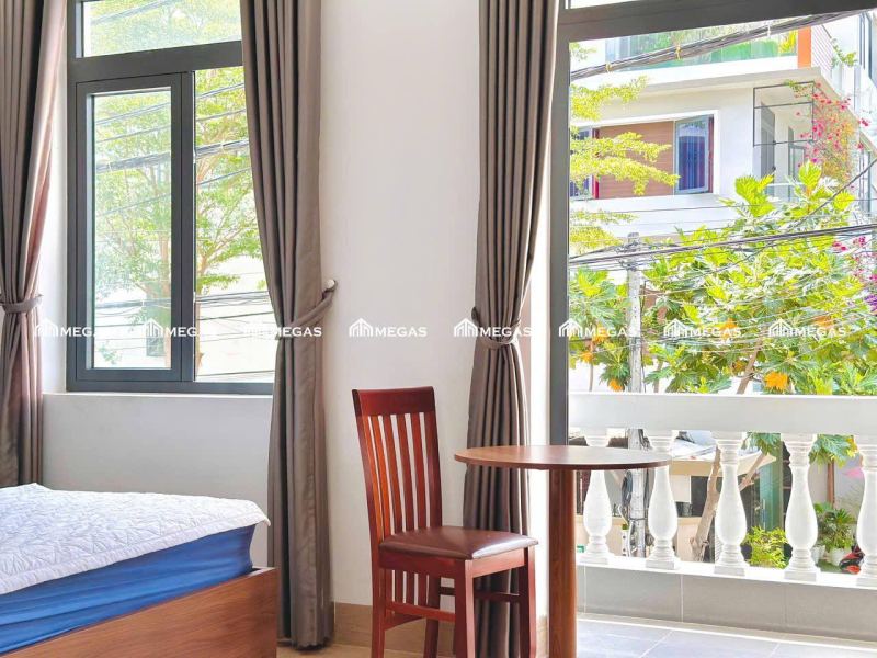 Fully Furnished Apartment with Balcony, Nha Trang