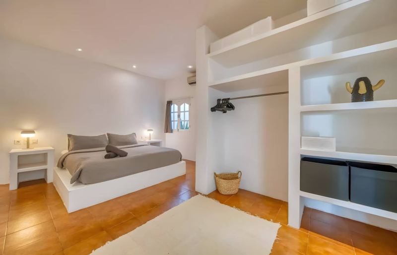 4 Bedroom Villa with Private Pool in Canggu
