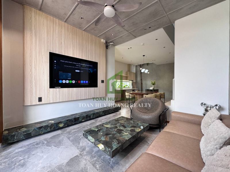 4 Bedroom House near My Khe Beach