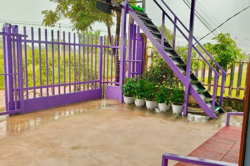 2 Bedroom Apartment House in Kampot